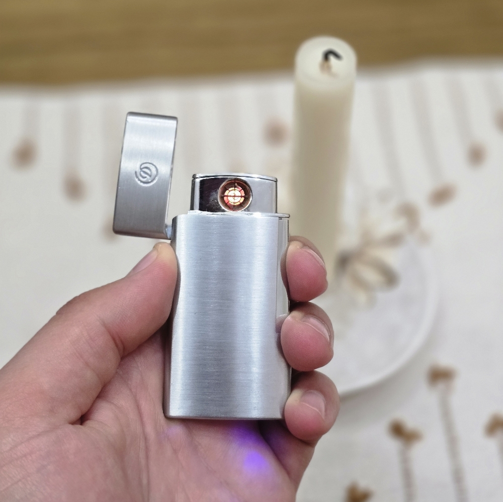 S.T. Dupont E-Slim Lighter Brushed Chrome